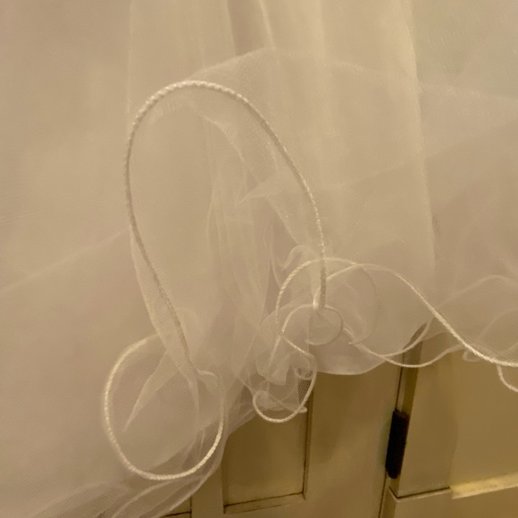 Girls White Dress/1st Communion Dress w/ sheer light jacket - Picture 5 of 6